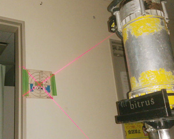 コンクリート内部のX線装置による探査